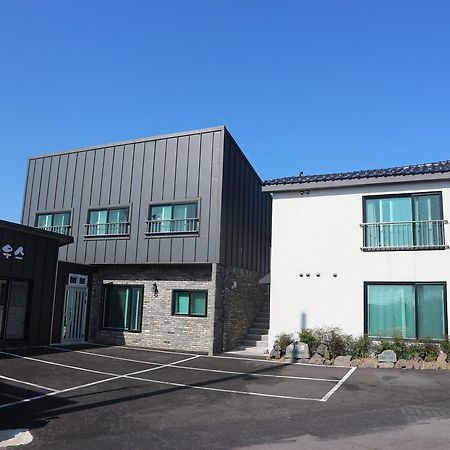 Blue Island Guesthouse Seogwipo Exterior foto