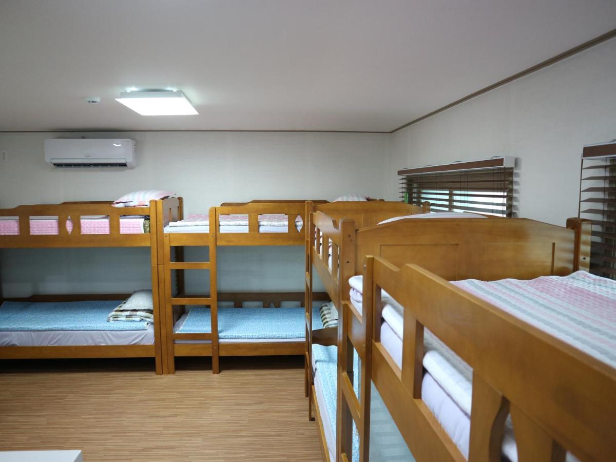Blue Island Guesthouse Seogwipo Exterior foto